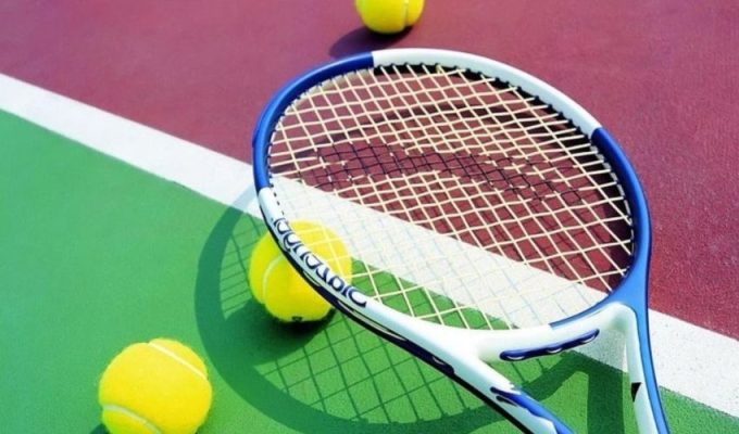 Làm thế nào để nâng cao độ chính xác trong tennis: 10 bí quyết hiệu quả